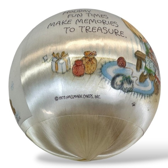 Vtg 1979 Hallmark Cards Keepsake Ornament Holiday Fun Times - Picture 3 of 5